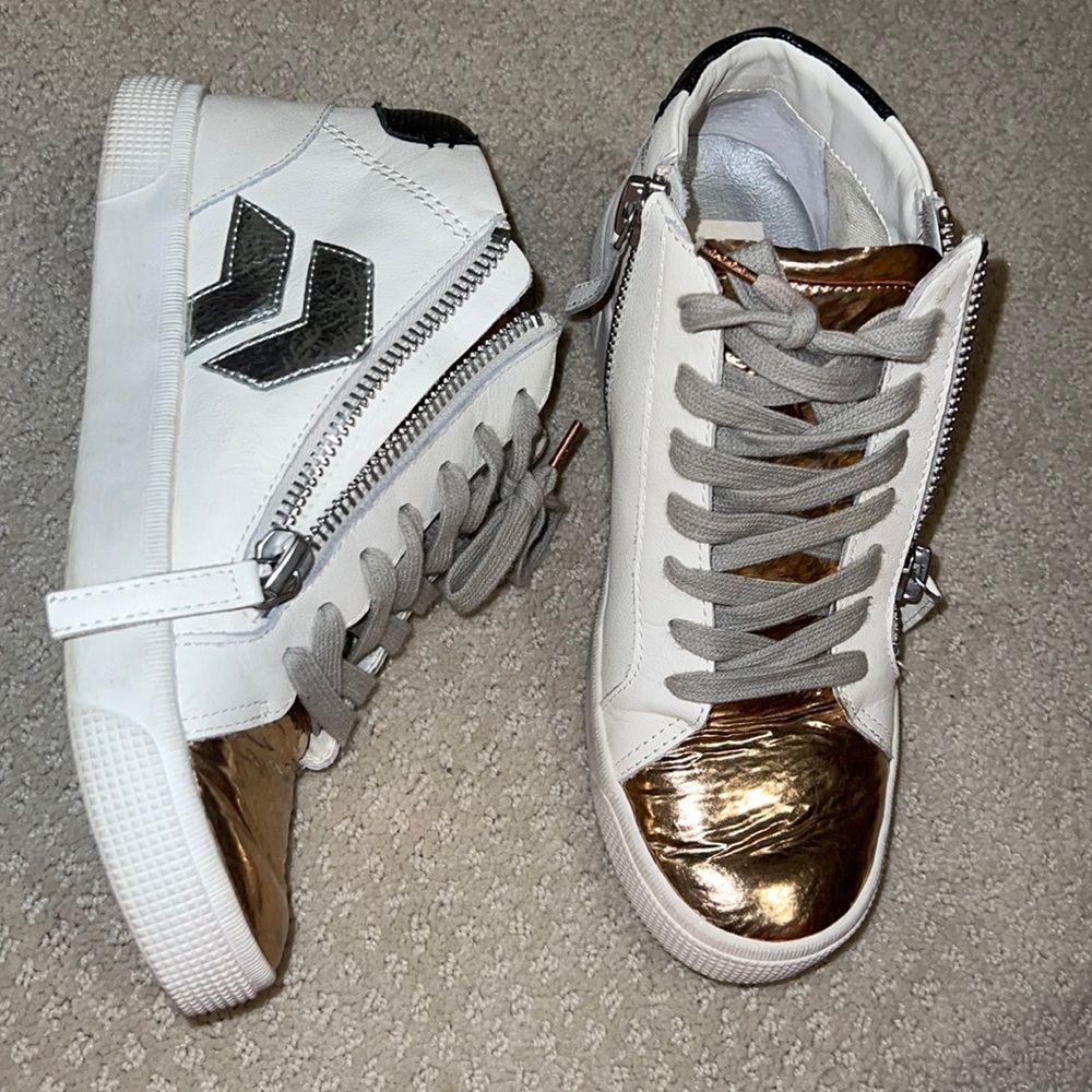 Dolce Vita Mid Rise Sneakers